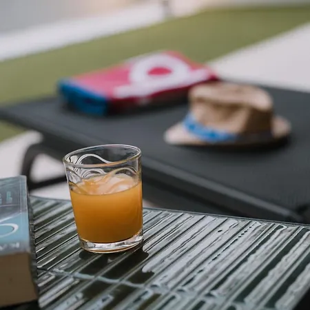 Pleasure ι 아파트