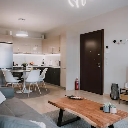 Apartment Pleasure ι *