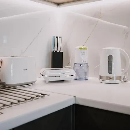 Pleasure ι Lejlighed