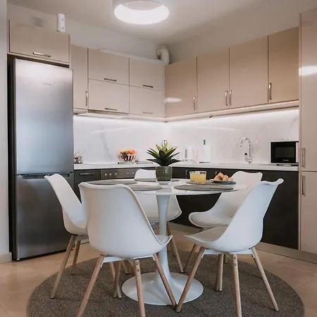 Pleasure ι Apartment *